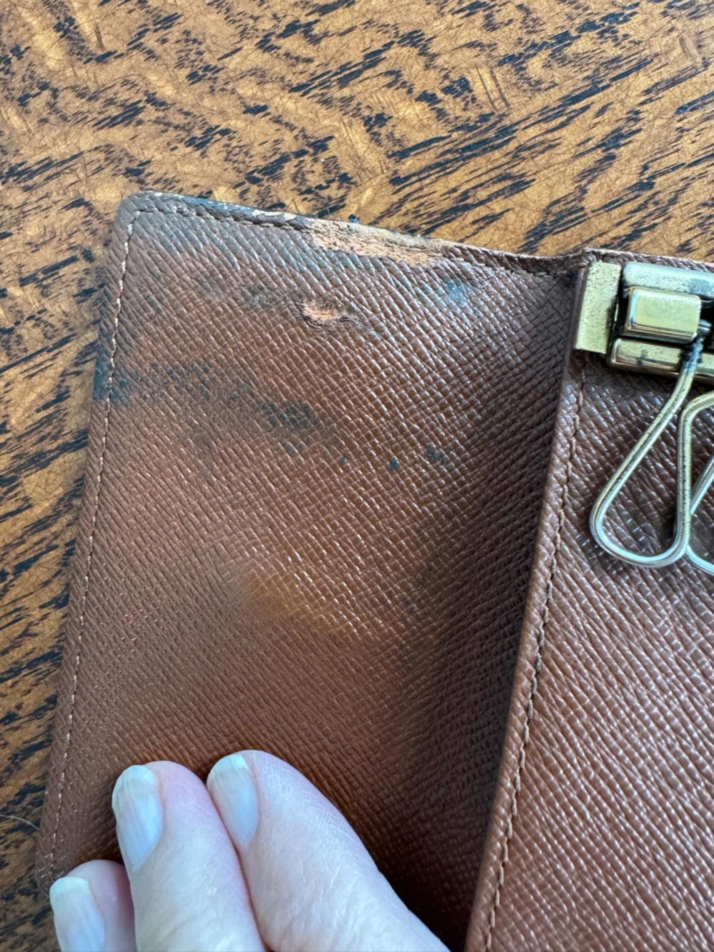 Louis Vuitton Brown Monogram Key Holder - Picture 5 of 10